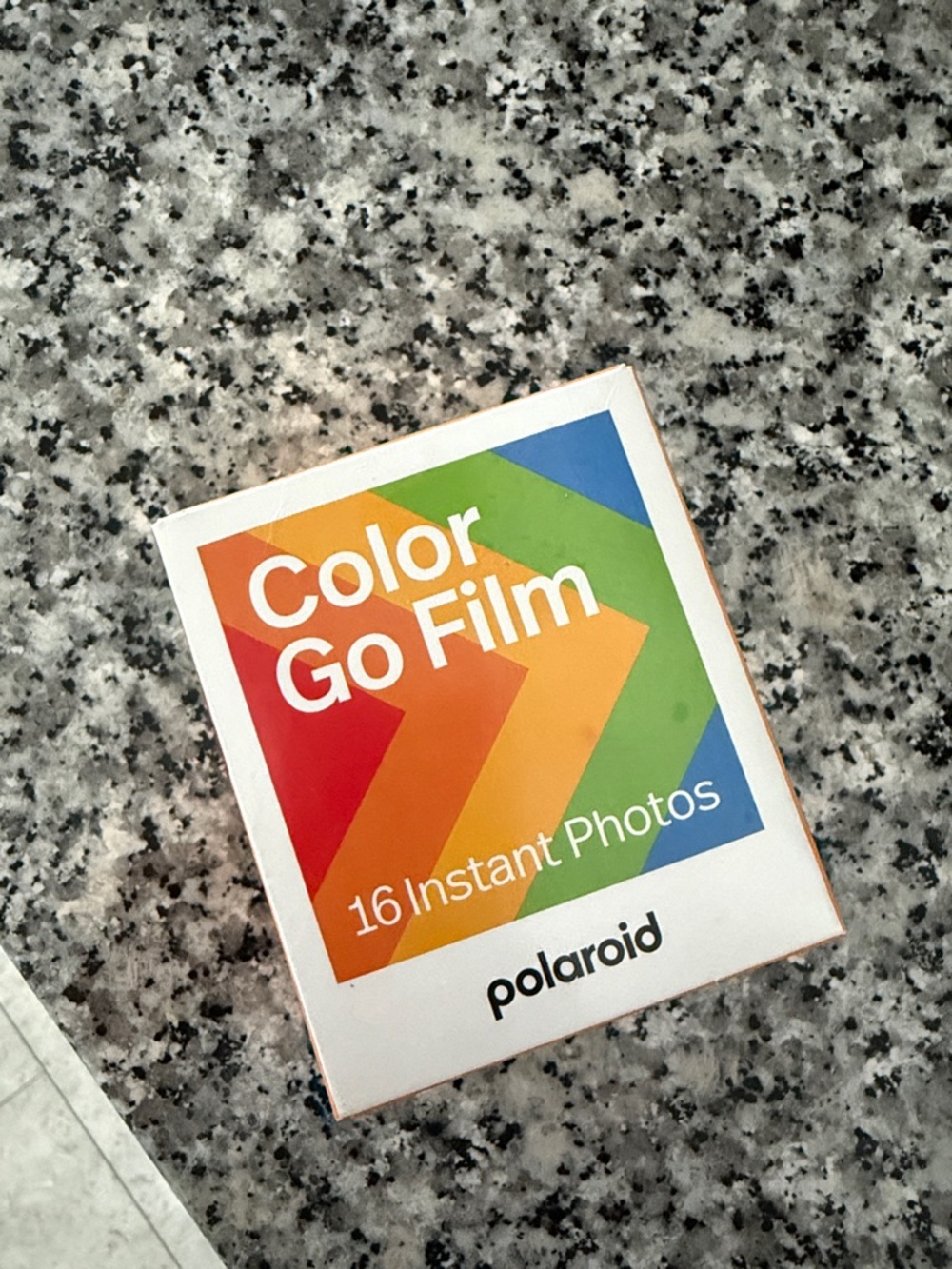 Polaroid go color film